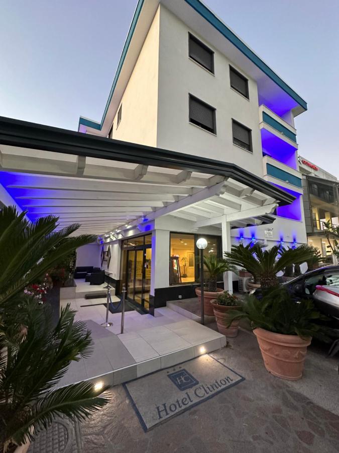 Hotel Clinton Casoria Exteriör bild